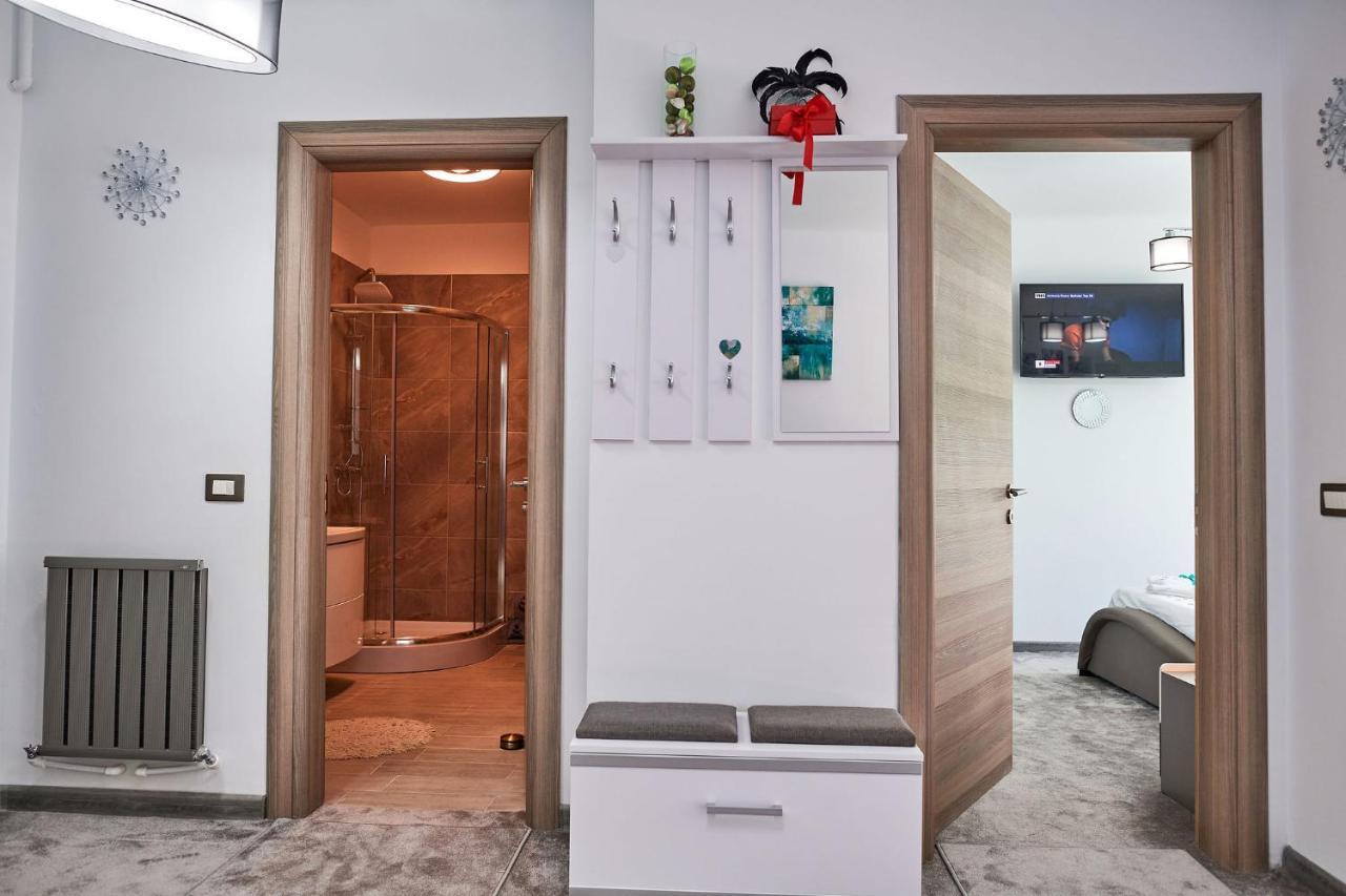 Sonnenstrand Apartment - Spa N Pool Beach Resort Mamaia Kültér fotó