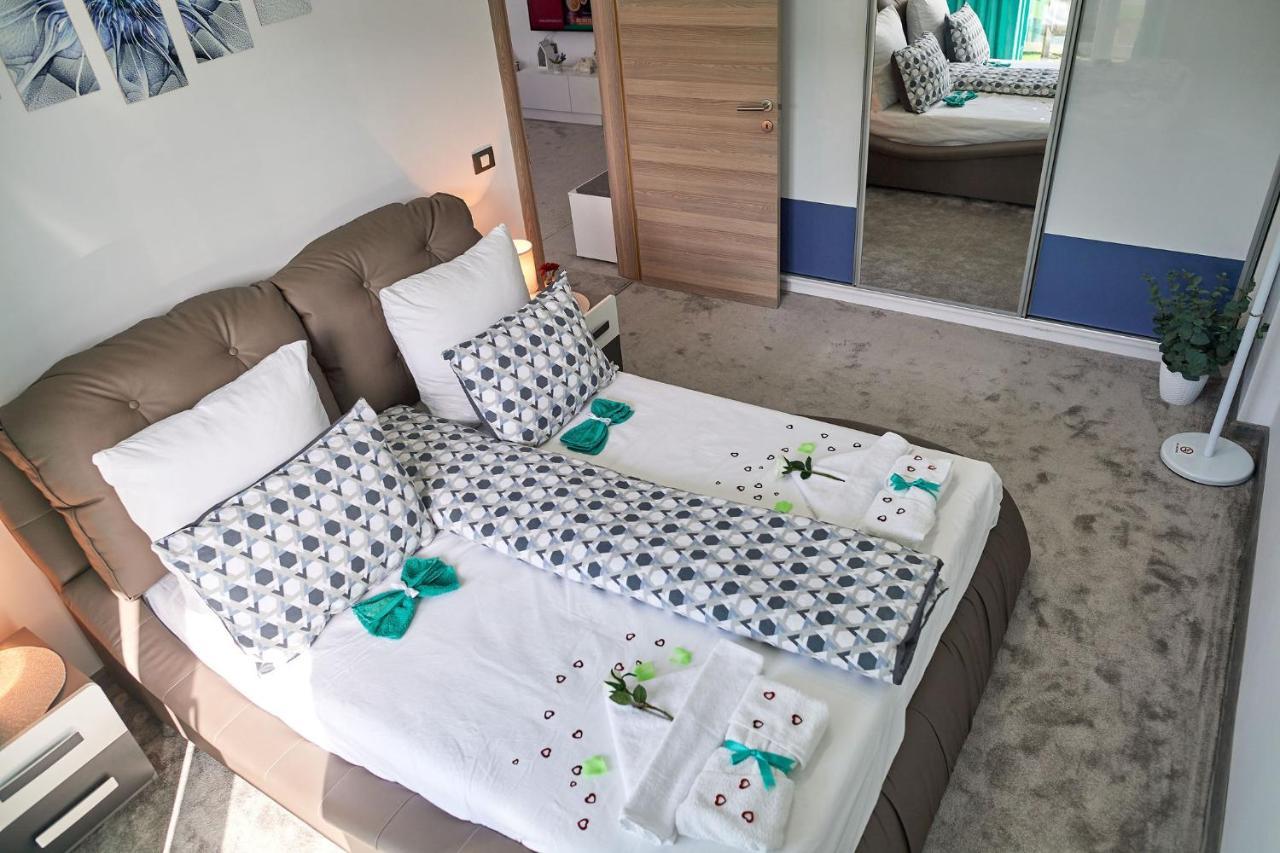 Sonnenstrand Apartment - Spa N Pool Beach Resort Mamaia Kültér fotó
